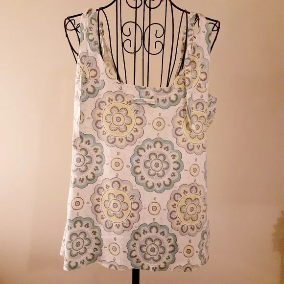 Summer top - Picture 2 of 5